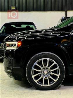 جي ام سي اكاديا